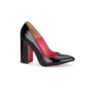 Cute Pumps. Pointy toe